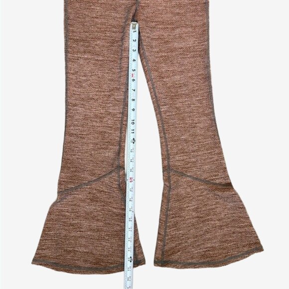Free People Movement Good Karma Flare Crop Leggings Rare Copper Color Size M - Picture 10 of 12